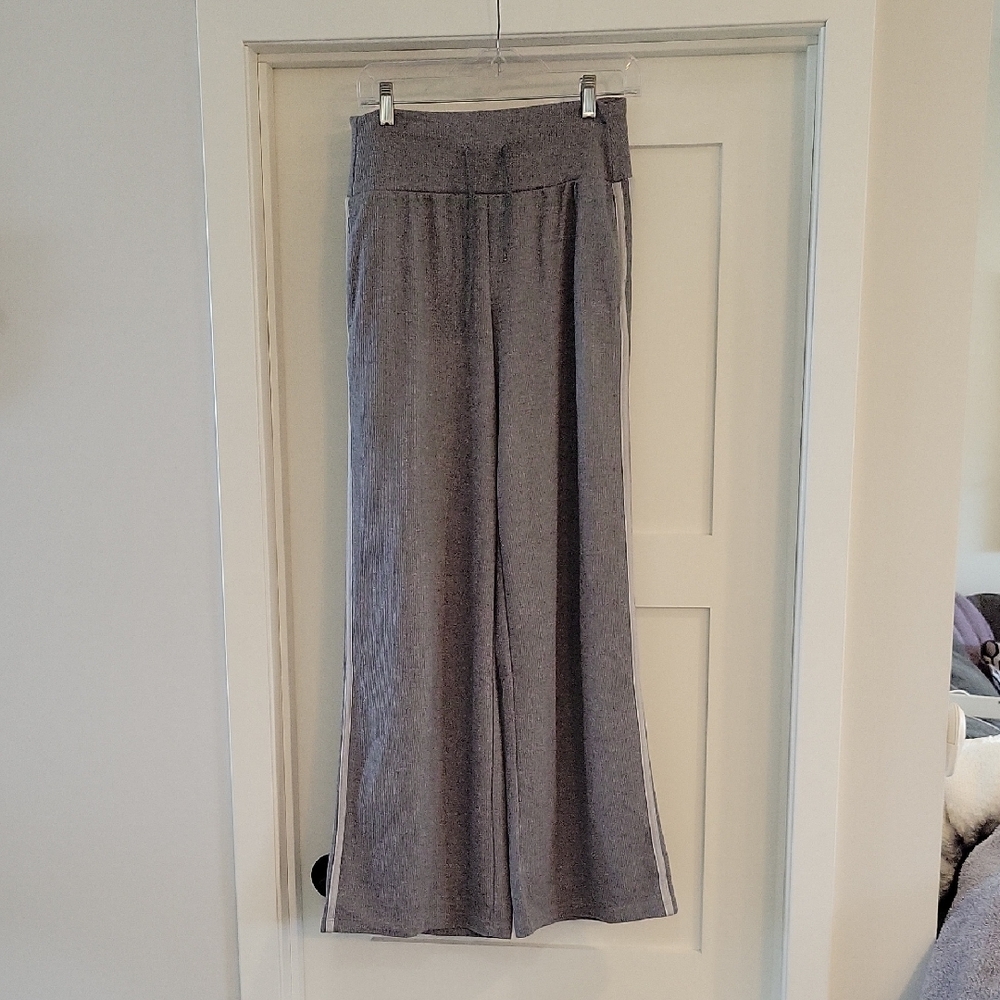 Halara Pants S NWOT